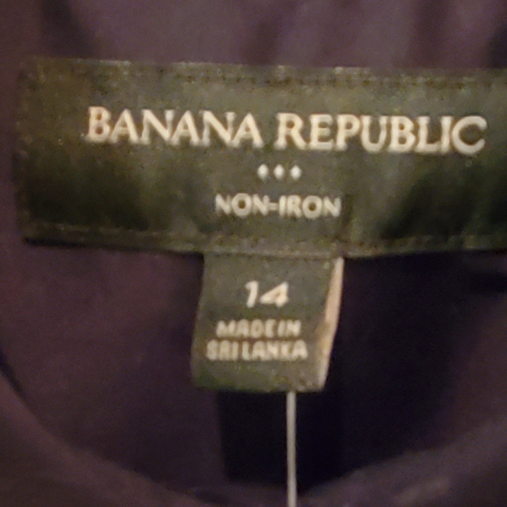 *new* banana republic button down long sleeve